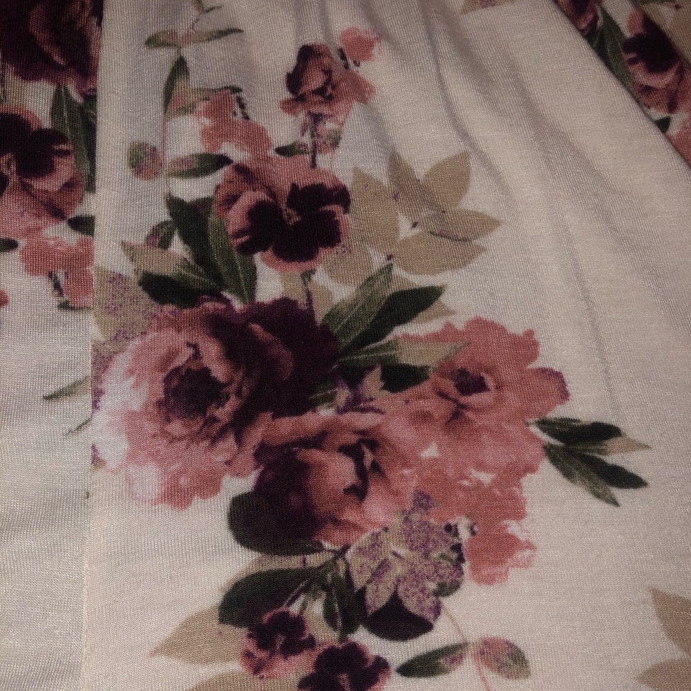Floral Romper - Picture 2 of 3